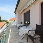 And Bella Vista Πανσιόν Ρόβινι