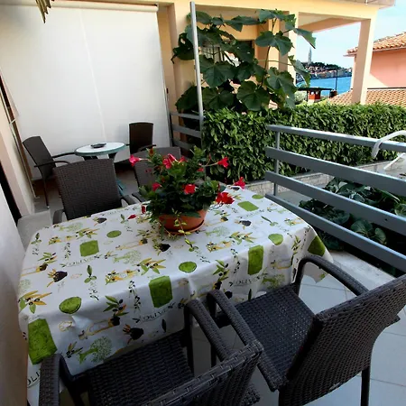 Гостевой дом And Bella Vista 3*