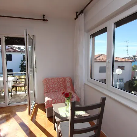 Гостевой дом And Bella Vista 3*