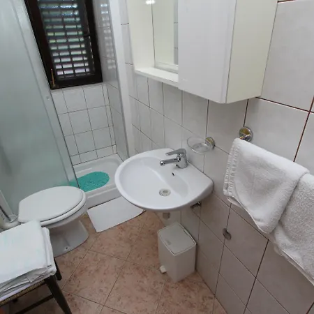 And Bella Vista Gostinjska kuća 3*
